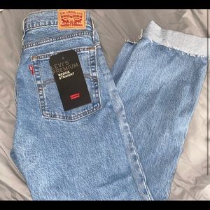 Levi's® Premium WEDGIE FIT STRAIGHT WOMEN'S JEANS